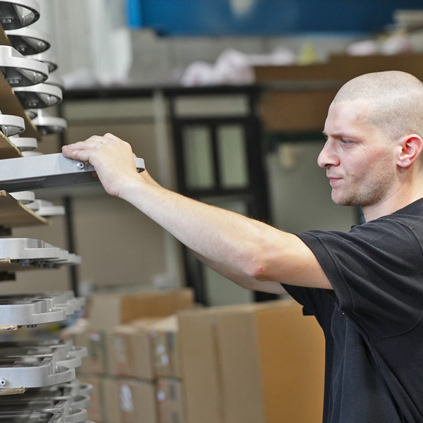 Stoccaggio pezzi verniciati stoccaggio-pezzi-verniciati